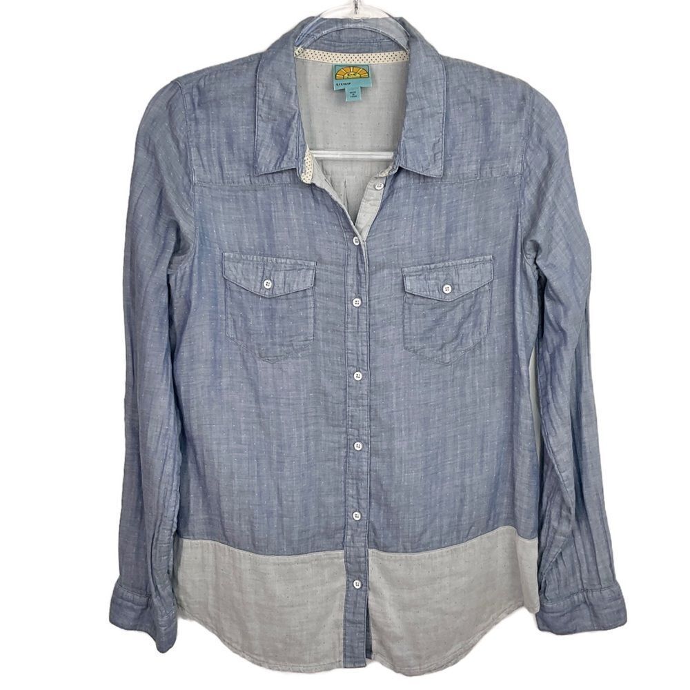 C&C California Blue Two Tone Polka Dot Chambray Button Up Shirt Small